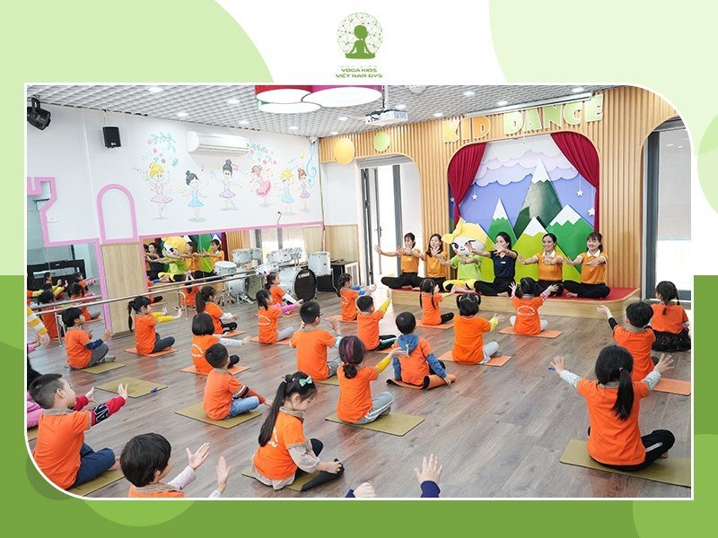 xu-huong-xay-dung-truong-hoc-hanh-phuc-ket-hop-giao-duc-som-va-yoga-kids-1